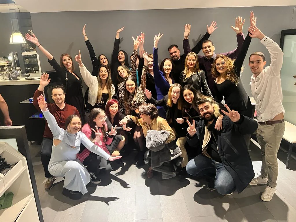 Trabaja con nosotros